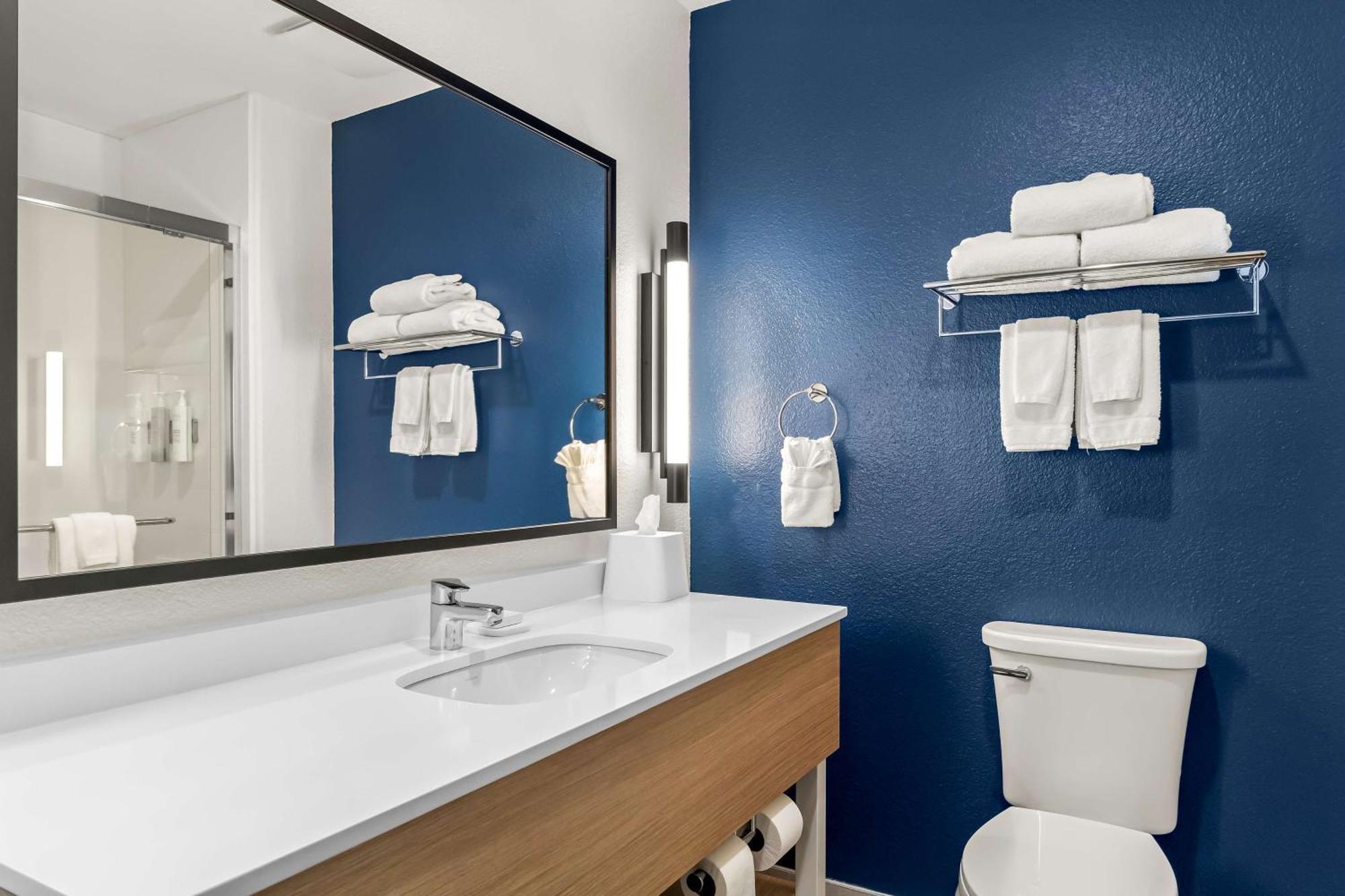 Summer Hill Inn&Suites Missouri City Exteriör bild